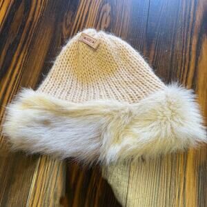 VTG Aris Faux Fur Brim Knitted Beanie One Size Made in USA